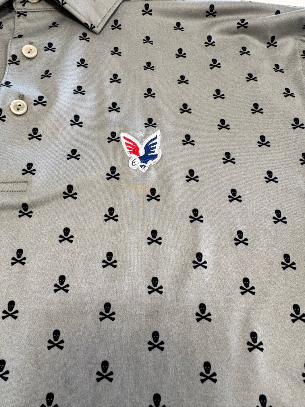 Peter Millar Summer Comfort Polo Shirt Mens Medium Gray Skull Crossbones Graphic - Picture 4 of 8